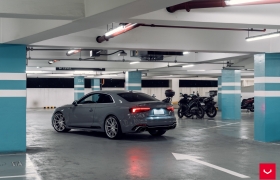 Audi RS5 на дисках Vossen HFX-2 (5-Болтов)