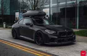 BMW G87 M2 на дисках Vossen HFX-2 (5-Болтов)