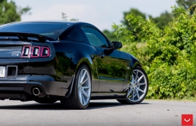 FORD MUSTANG на дисках VFS1 
