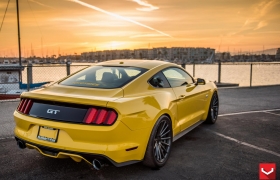 FORD MUSTANG на дисках VFS2