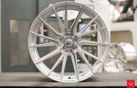 ДИСКИ VOSSEN HF-4T В ЦВЕТЕ SILVER POLISHED