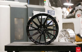 ДИСКИ VOSSEN HF-4T В ЦВЕТЕ TINTED GLOSS BLACK