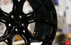 ДИСКИ VOSSEN HF-5 В ЦВЕТЕ GLOSS BLACK