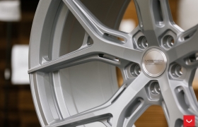 ДИСКИ VOSSEN HF-5 В ЦВЕТЕ SATIN SILVER