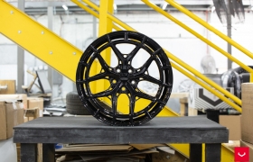 Диски Vossen HFX-1 5 болтов в цвете Gloss Black