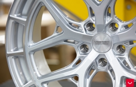 Диски Vossen HFX-1 5 болтов в цвете Silver Polished