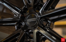 Диски Vossen HFX-2 в цвете Gloss Black
