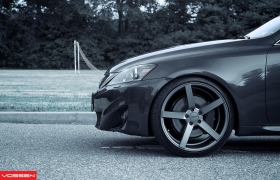 LEXUS IS на дисках Vossen CV3