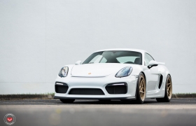 PORSCHE GT4 НА КОВАНЫХ ДИСКАХ VOSSEN LC-104