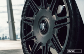 NOVITEC SPOFEC ROLLS-ROYCE CULLINAN OVERDOSE НА ДИСКАХ NOVITEC X VOSSEN SP2