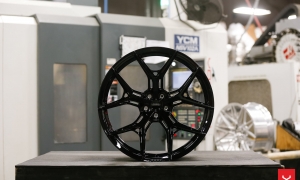 ДИСКИ VOSSEN HF-5 В ЦВЕТЕ GLOSS BLACK