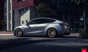 Tesla Model Y на дисках Vossen HFX Серия: HFX-1 (5-Болтов)