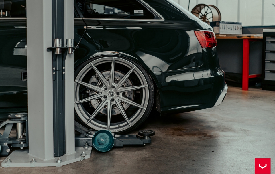 Audi RS6 на дисках Vossen HFX-2 (5-Болтов)