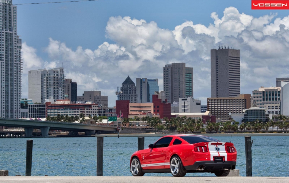 FORD MUSTANG на дисках Vossen CV3