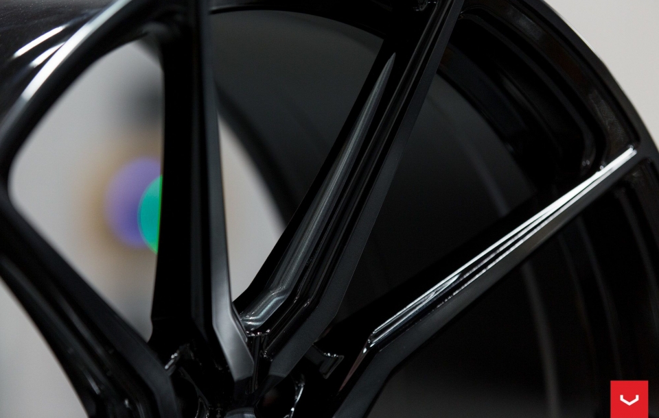 ДИСКИ VOSSEN HF-3 В ЦВЕТЕ TINTED GLOSS BLACK
