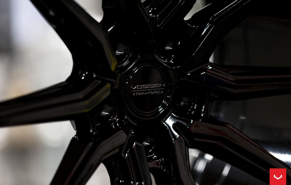 ДИСКИ VOSSEN HF-3 В ЦВЕТЕ GLOSS BLACK