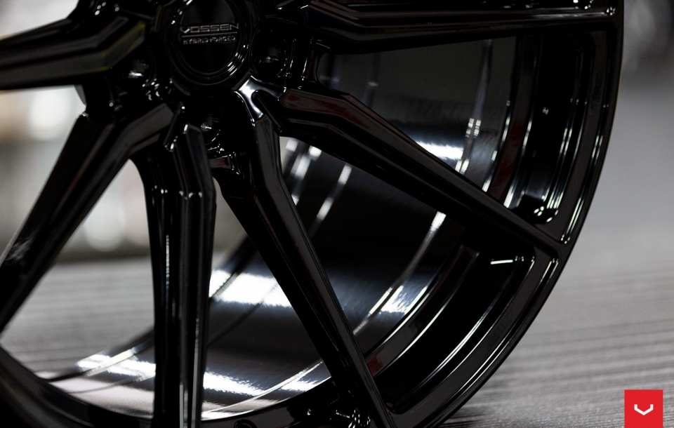 ДИСКИ VOSSEN HF-3 В ЦВЕТЕ GLOSS BLACK