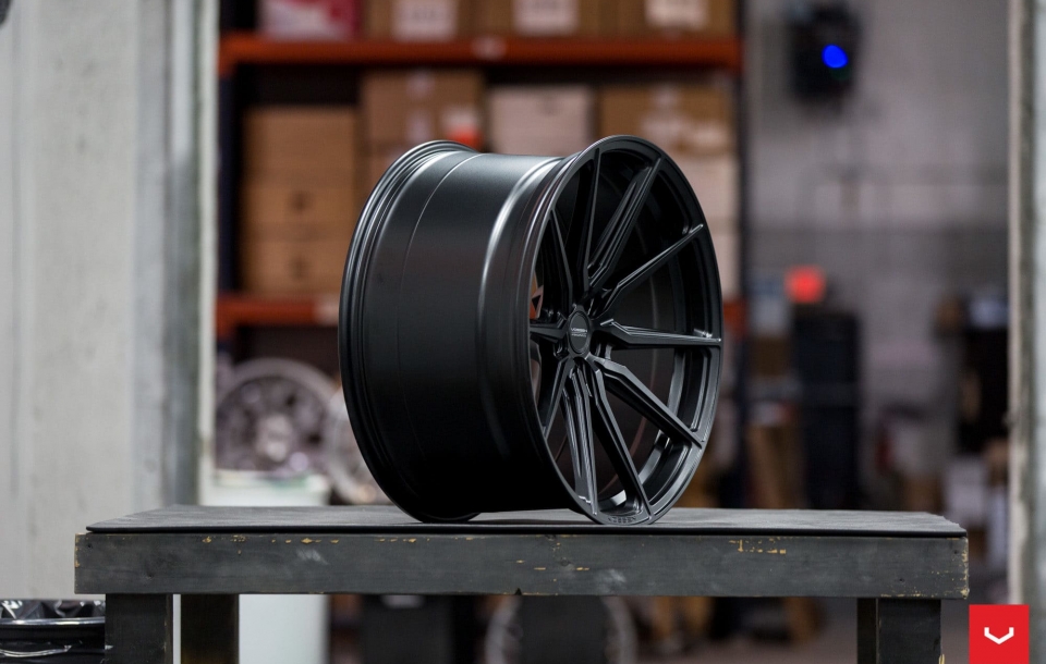 ДИСКИ VOSSEN HF-3 В ЦВЕТЕ SATIN BLACK