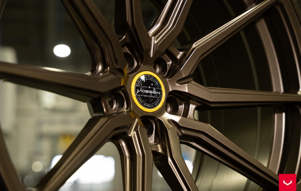ДИСКИ VOSSEN HF-3 В ЦВЕТЕ SATIN BRONZE