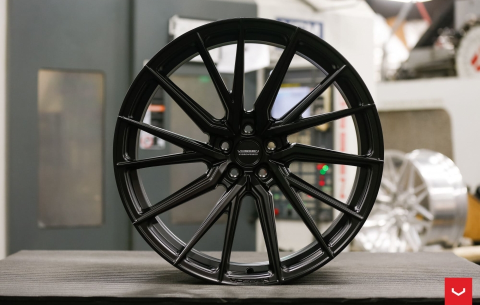 ДИСКИ VOSSEN HF-4T В ЦВЕТЕ SATIN BLACK