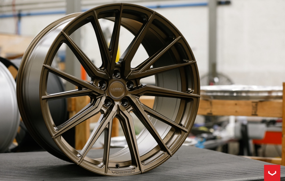 ДИСКИ VOSSEN HF-4T В ЦВЕТЕ SATIN BRONZE
