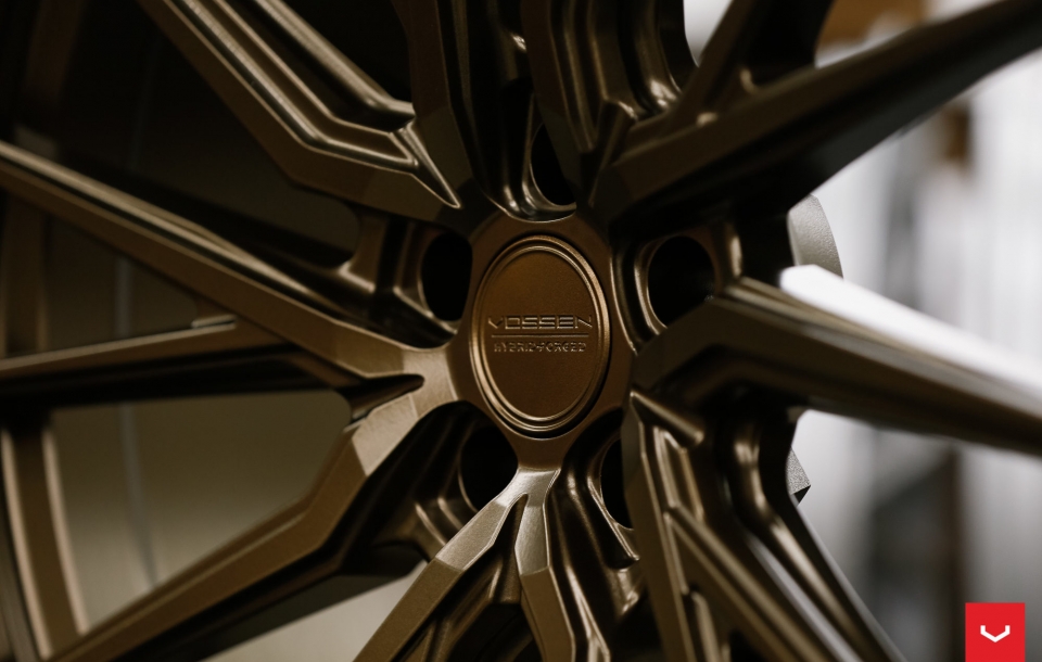 ДИСКИ VOSSEN HF-4T В ЦВЕТЕ SATIN BRONZE