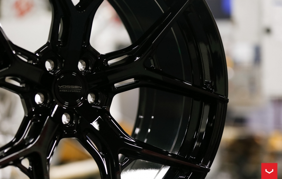 ДИСКИ VOSSEN HF-5 В ЦВЕТЕ GLOSS BLACK