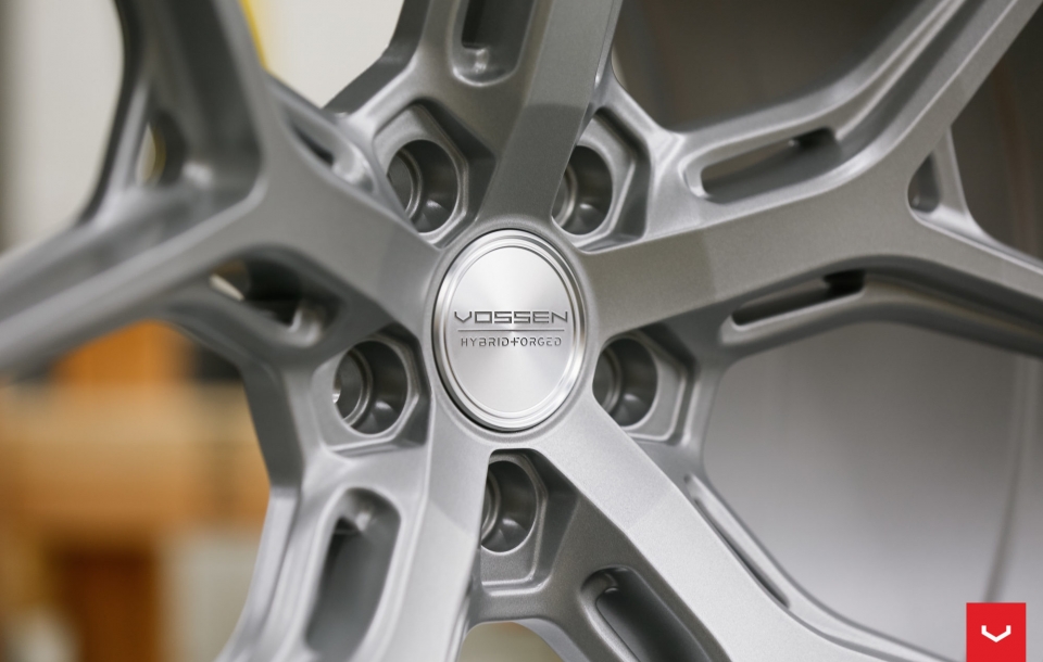 ДИСКИ VOSSEN HF-5 В ЦВЕТЕ SATIN SILVER
