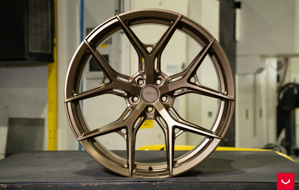 ДИСКИ VOSSEN HF-5 В ЦВЕТЕ SATIN BRONZE