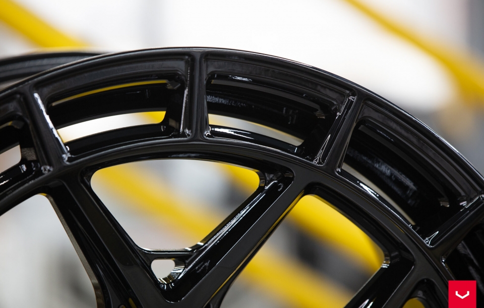Диски Vossen HFX-1 5 болтов в цвете Gloss Black