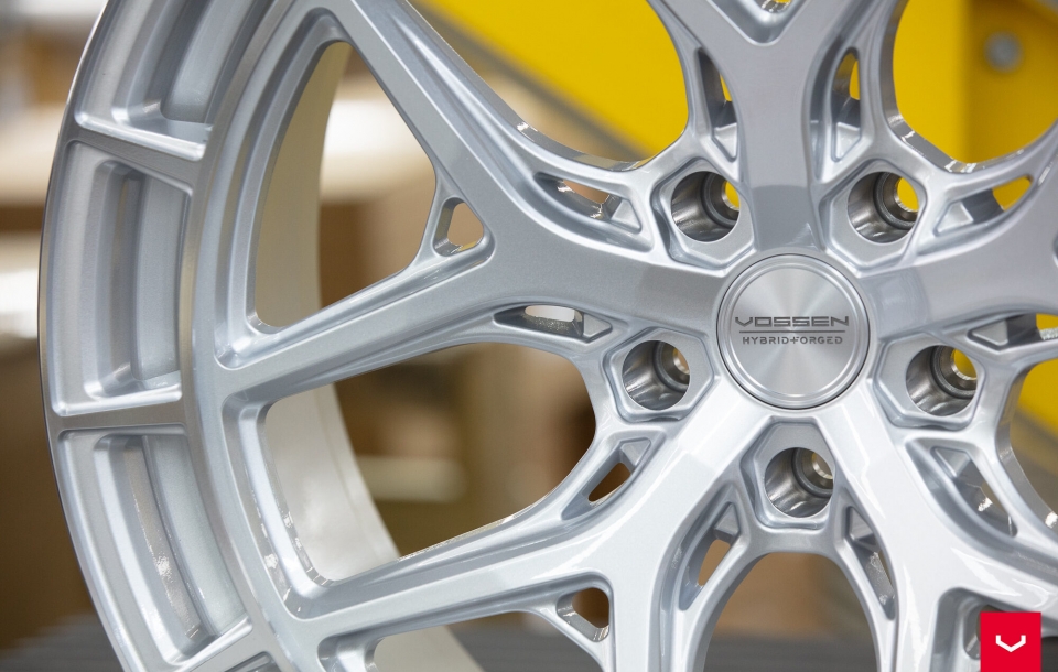 Диски Vossen HFX-1 5 болтов в цвете Silver Polished