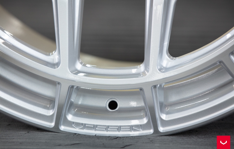 Диски Vossen HFX-1 5 болтов в цвете Silver Polished