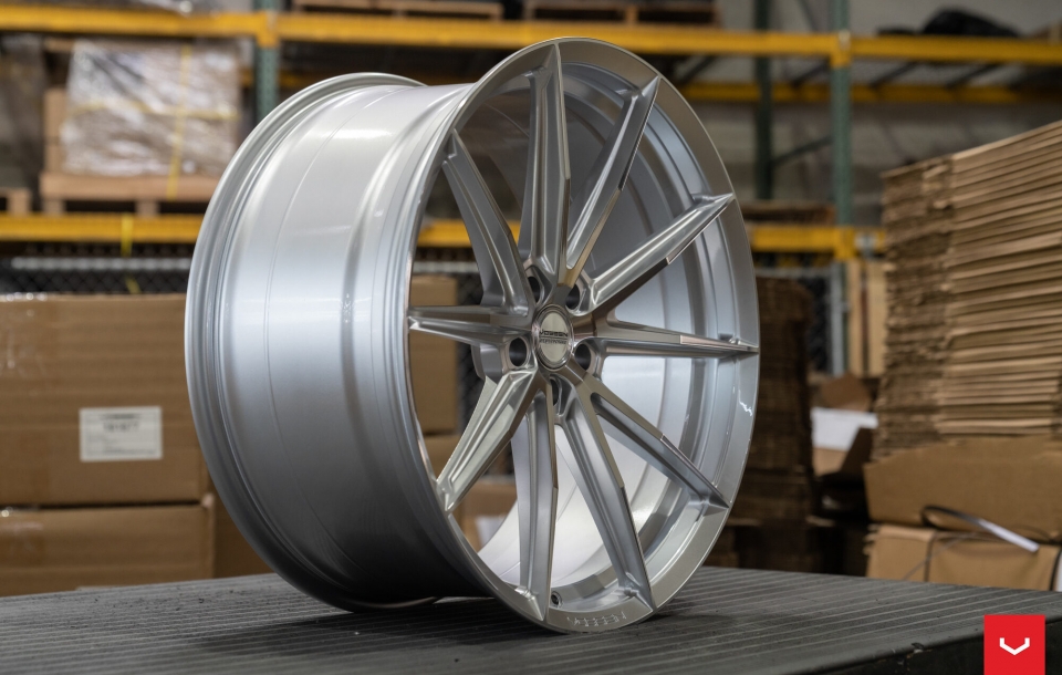 Диски Vossen HFX-2 в цвете Silver Polished