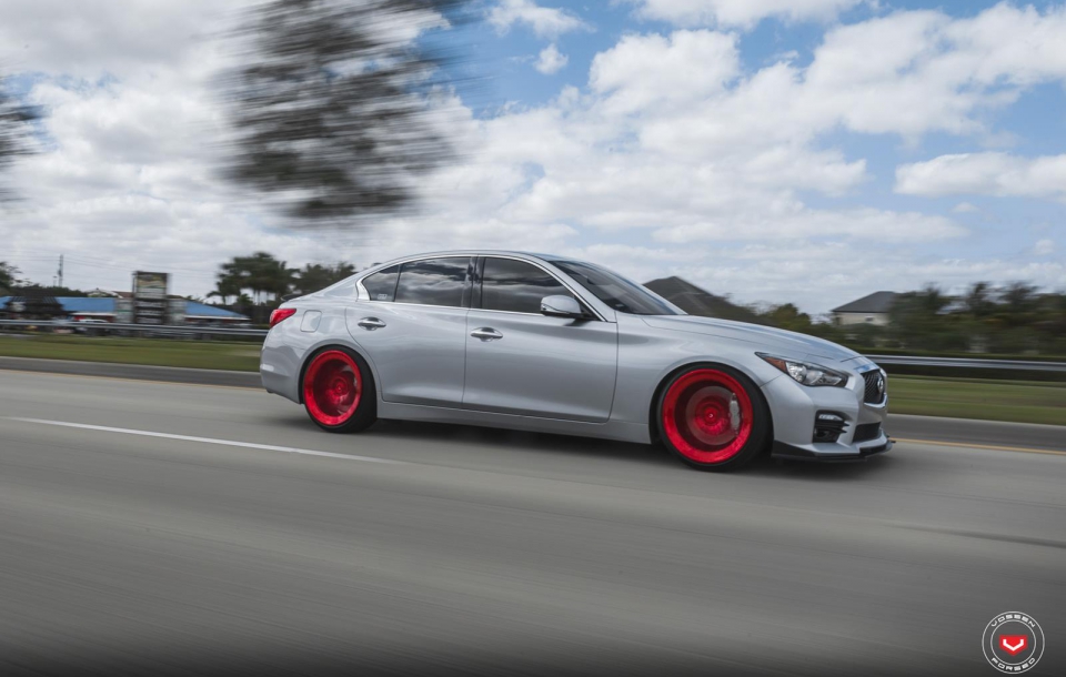 INFINITI Q50 НА КОВАНЫХ ДИСКАХ VOSSEN LC-104