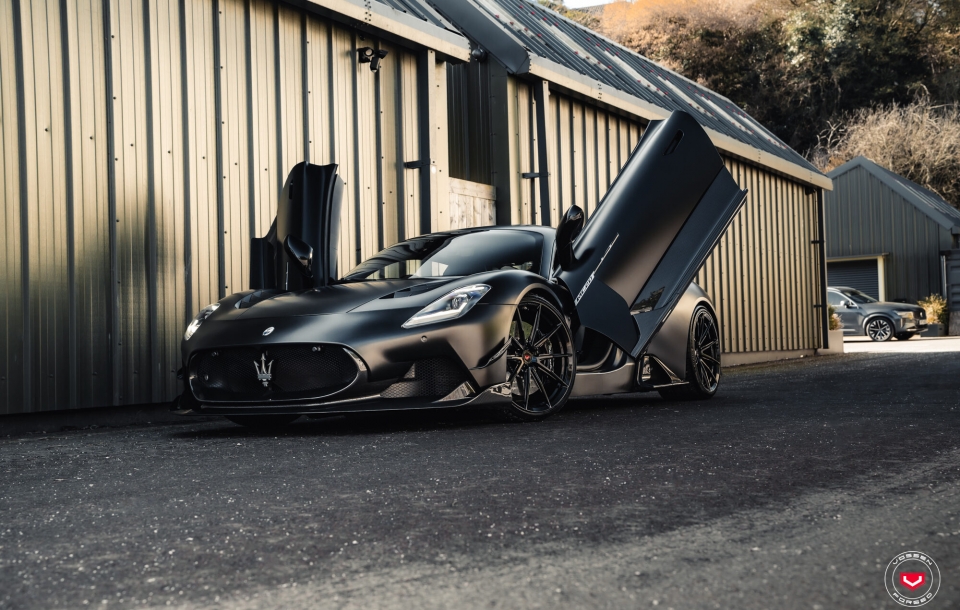 Maserati MC20 на дисках Vossen VPS-1