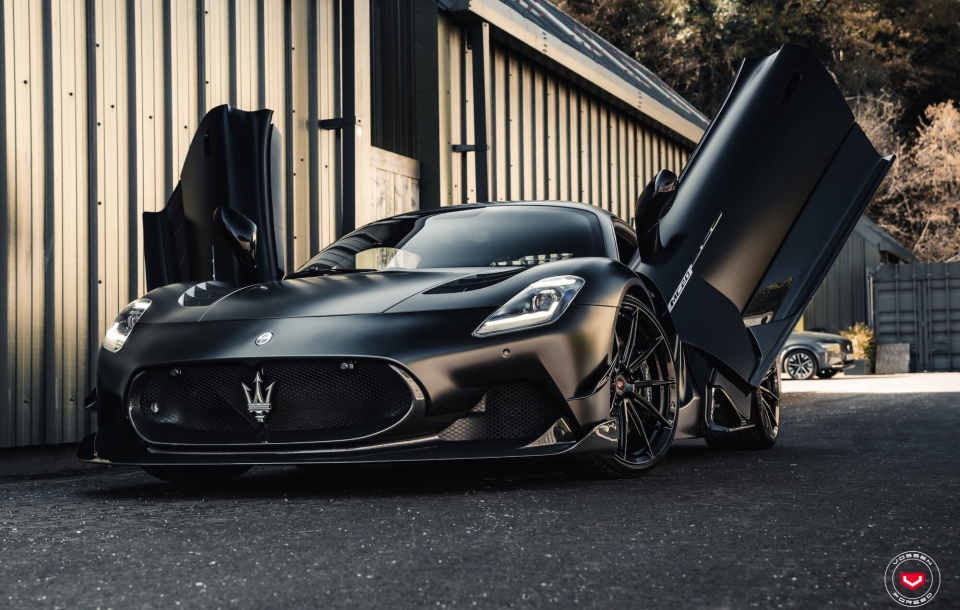 Maserati MC20 на дисках Vossen VPS-1