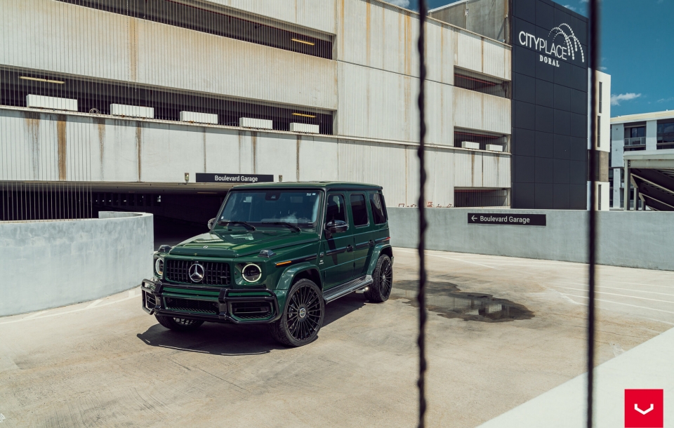 MERCEDES G63 AMG на дисках Vossen HF-8