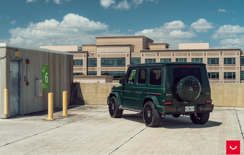 MERCEDES G63 AMG на дисках Vossen HF-8