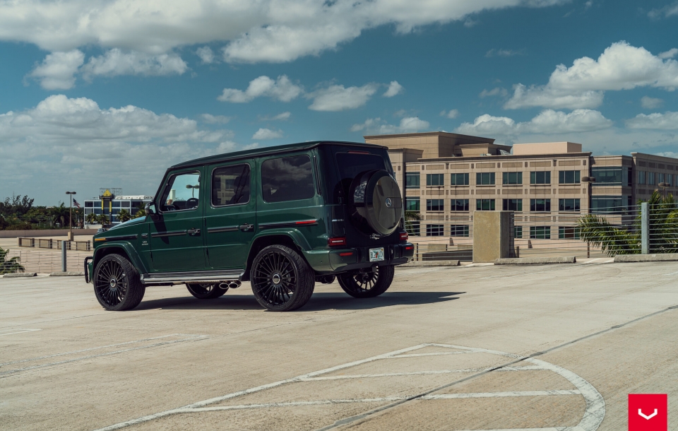 MERCEDES G63 AMG на дисках Vossen HF-8
