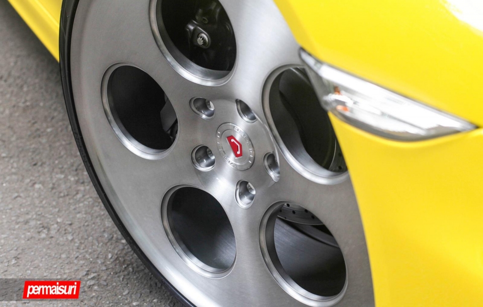 PORSCHE BOXSTER НА КОВАНЫХ ДИСКАХ VOSSEN LC-103