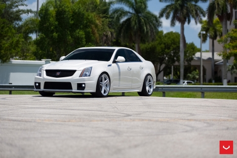 Cadillac CTS-V диски Vosssen VPS-5 